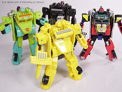 Kenner Transformers Machine Wars Heroic Autobot Hubcap