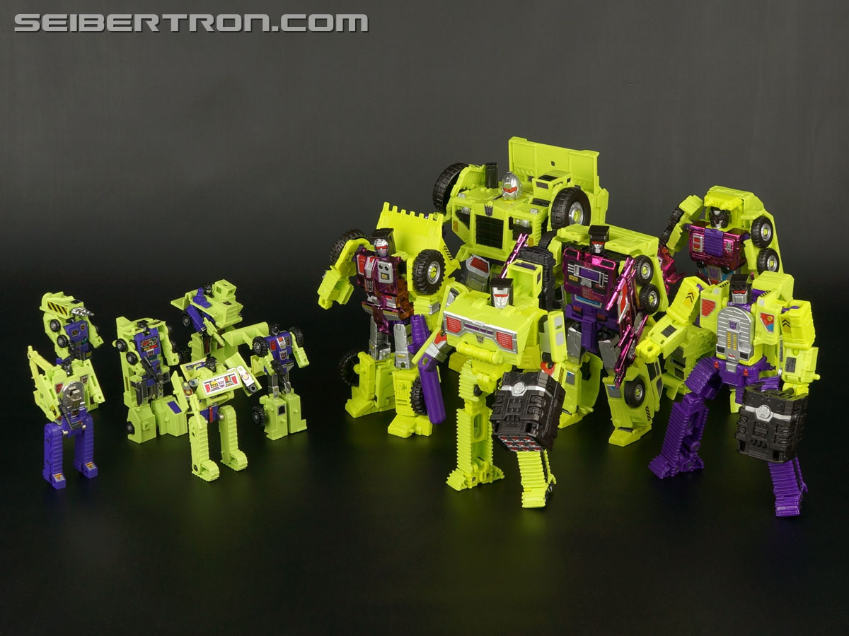 Transformers Comic-Con Exclusives Bonecrusher (Image #99 of 102)