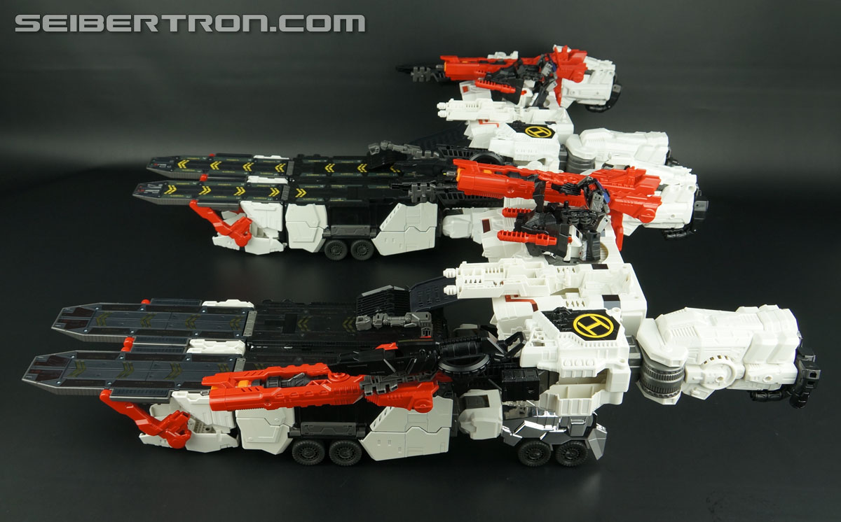 Transformers Comic-Con Exclusives Metroplex (Image #100 of 363)