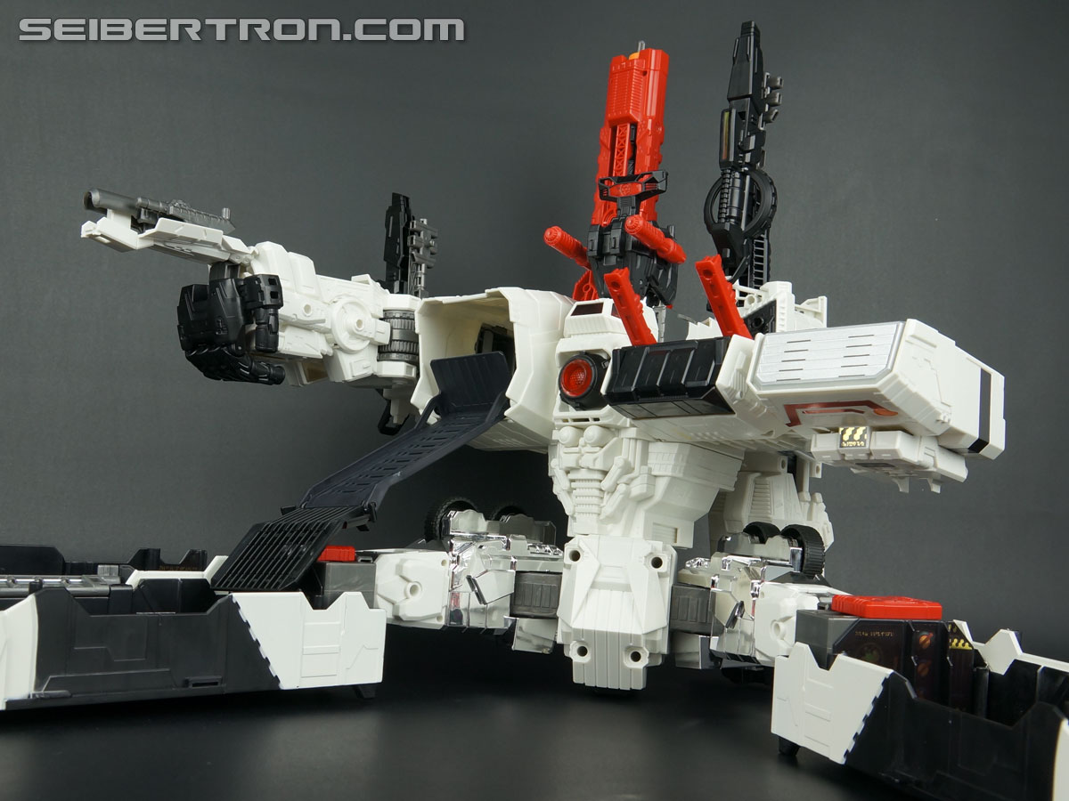 Transformers Comic-Con Exclusives Metroplex (Image #135 of 363)