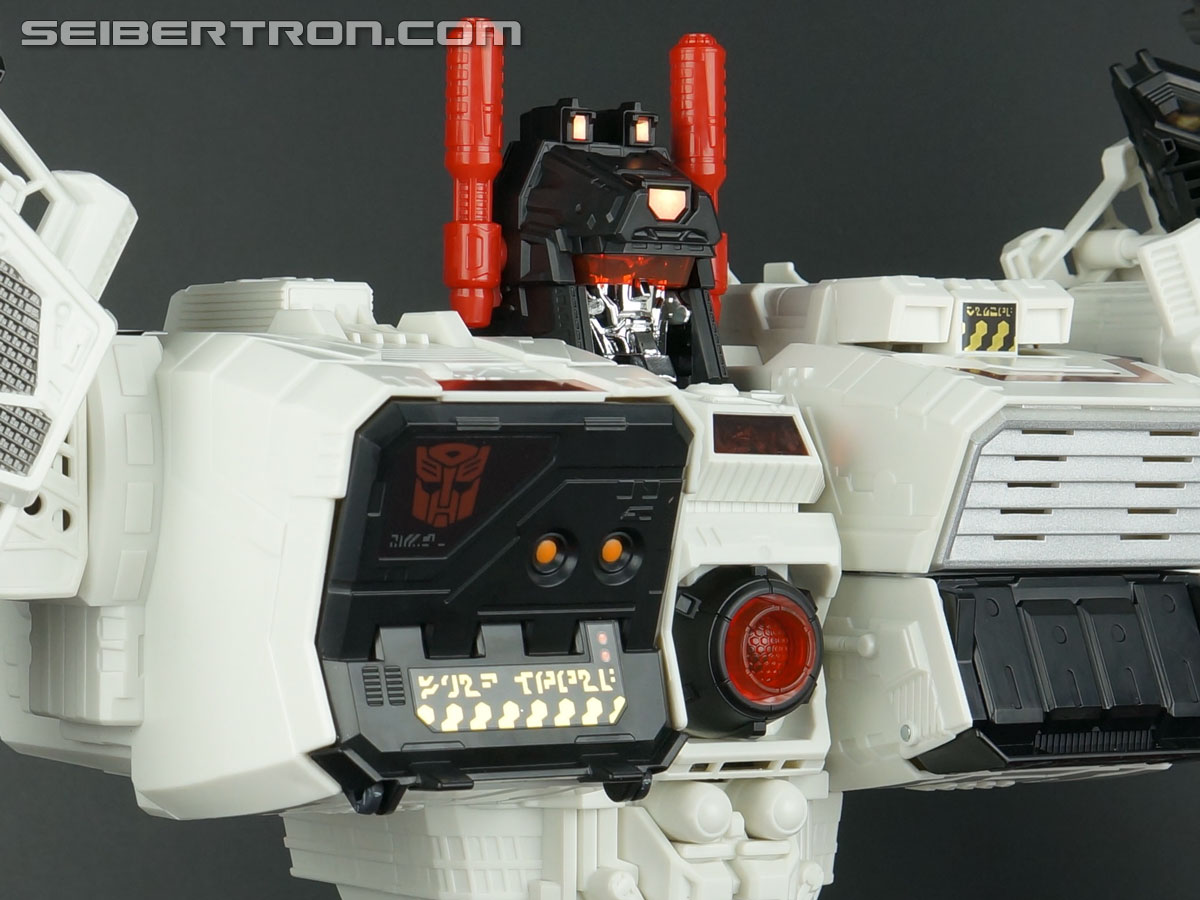 Transformers Comic-Con Exclusives Metroplex (Image #275 of 363)