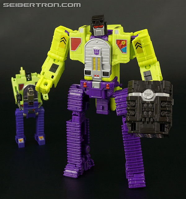 Transformers Comic-Con Exclusives Scavenger (Image #91 of 104)