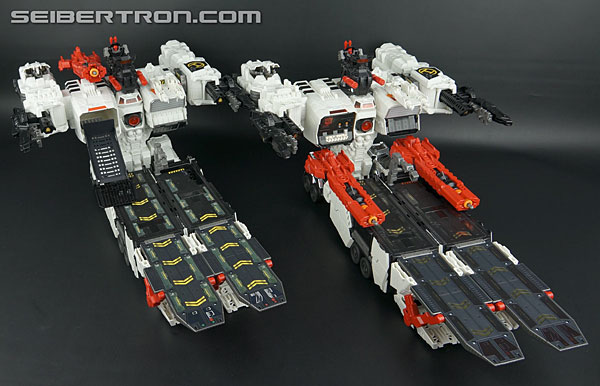 Transformers Comic-Con Exclusives Metroplex (Image #96 of 363)