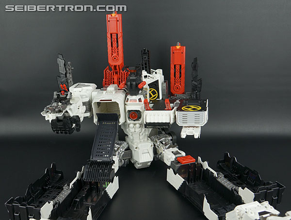 Transformers Comic-Con Exclusives Metroplex (Image #103 of 363)