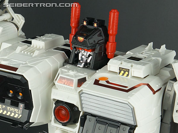 Transformers Comic-Con Exclusives Metroplex (Image #287 of 363)