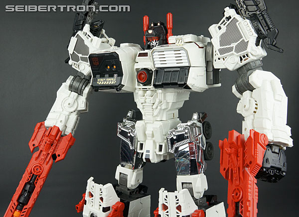 Transformers Comic-Con Exclusives Metroplex (Image #288 of 363)