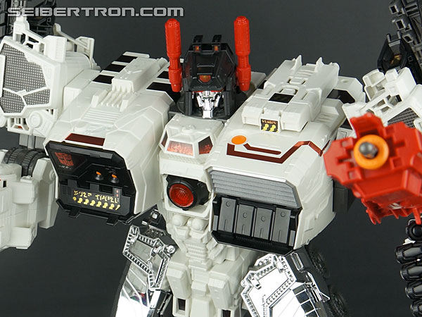 Transformers Comic-Con Exclusives Metroplex (Image #303 of 363)
