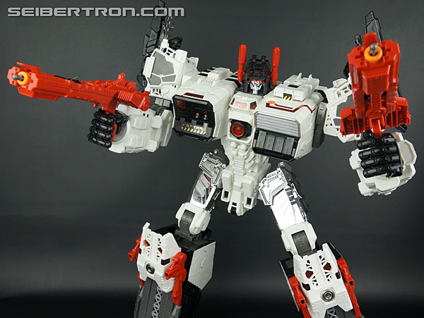 Transformers Comic-Con Exclusives Metroplex (Image #304 of 363)
