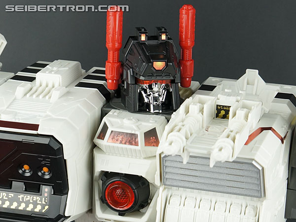 Transformers Comic-Con Exclusives Metroplex (Image #321 of 363)