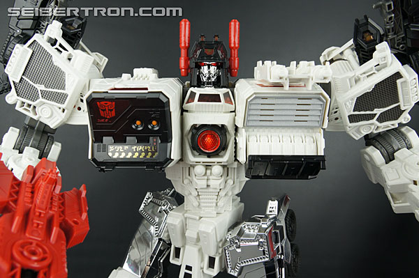 Transformers Comic-Con Exclusives Metroplex (Image #328 of 363)