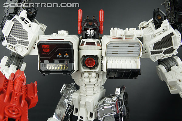 Transformers Comic-Con Exclusives Metroplex (Image #331 of 363)