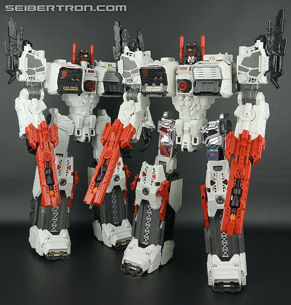 Transformers Comic-Con Exclusives Metroplex (Image #344 of 363)