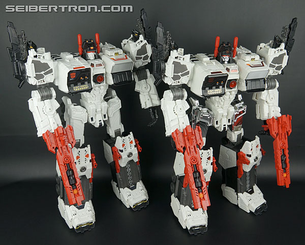 Transformers Comic-Con Exclusives Metroplex (Image #349 of 363)