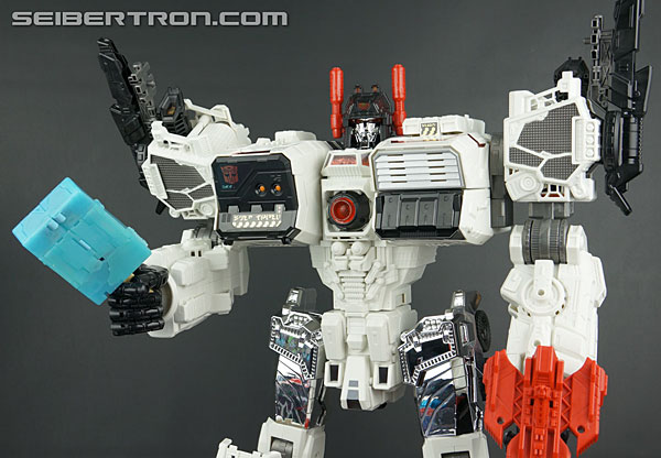 Transformers Comic-Con Exclusives Metroplex (Image #361 of 363)