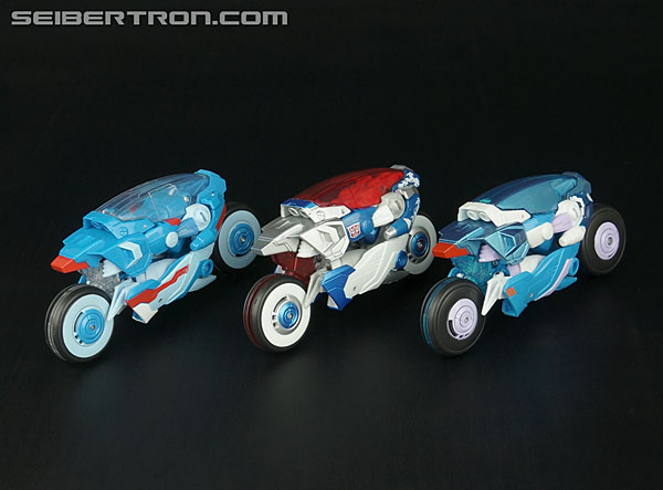 Transformers Comic-Con Exclusives Combiner Hunters Chromia (Image #25 of 120)
