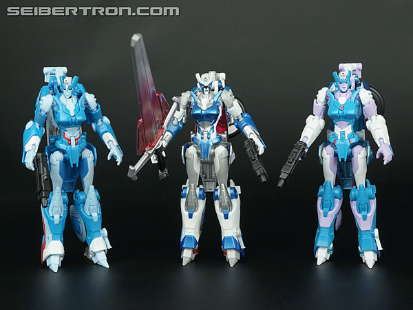 Transformers Comic-Con Exclusives Combiner Hunters Chromia (Image #91 of 120)