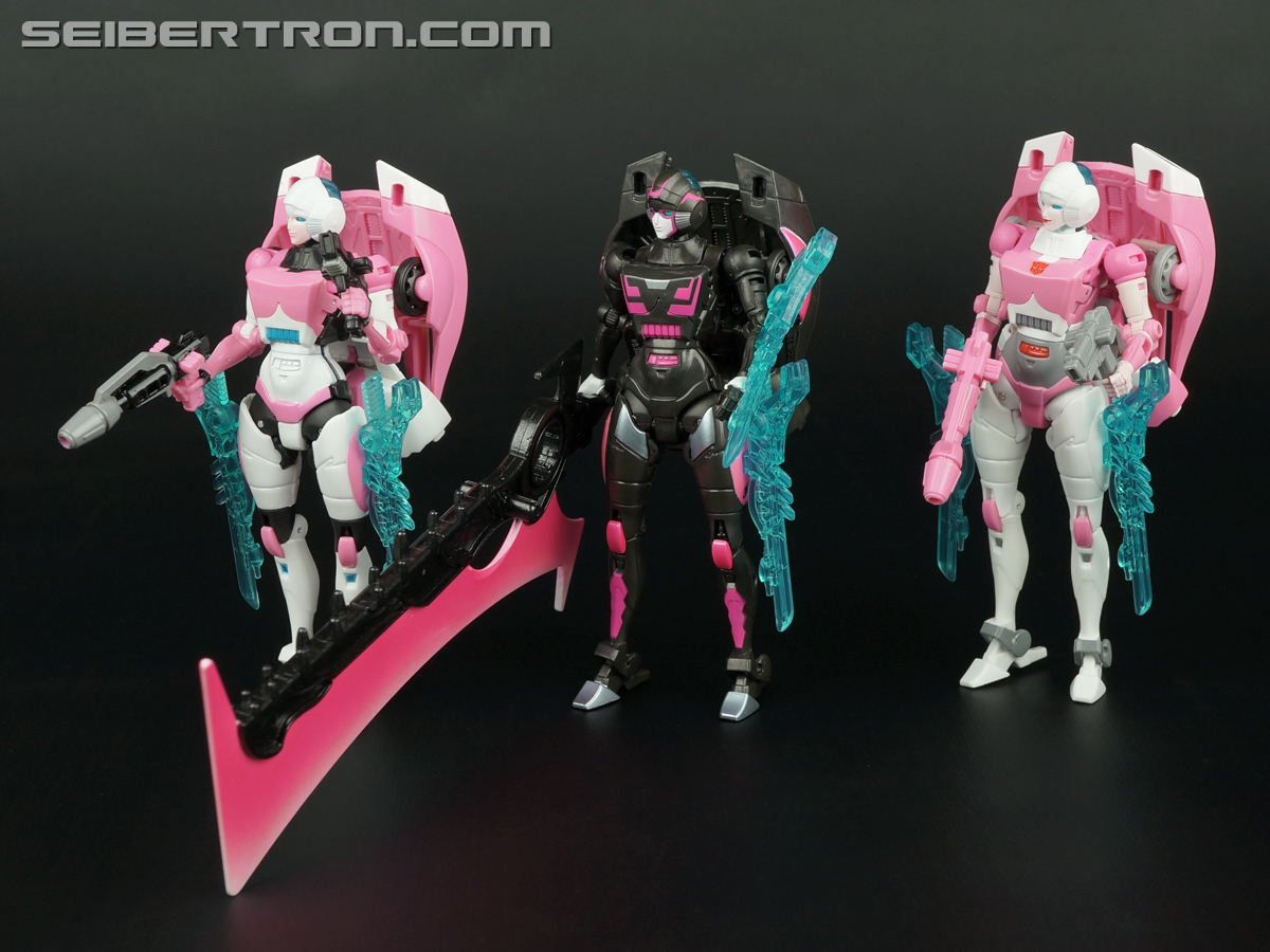 Transformers Comic-Con Exclusives Combiner Hunters Arcee (Image #152 of 168)