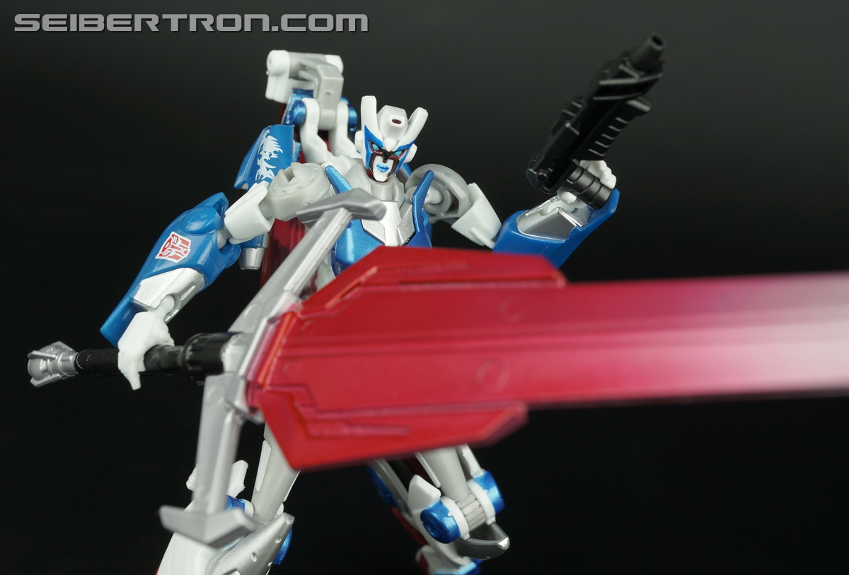 Transformers Comic-Con Exclusives Combiner Hunters Chromia (Image #69 of 120)