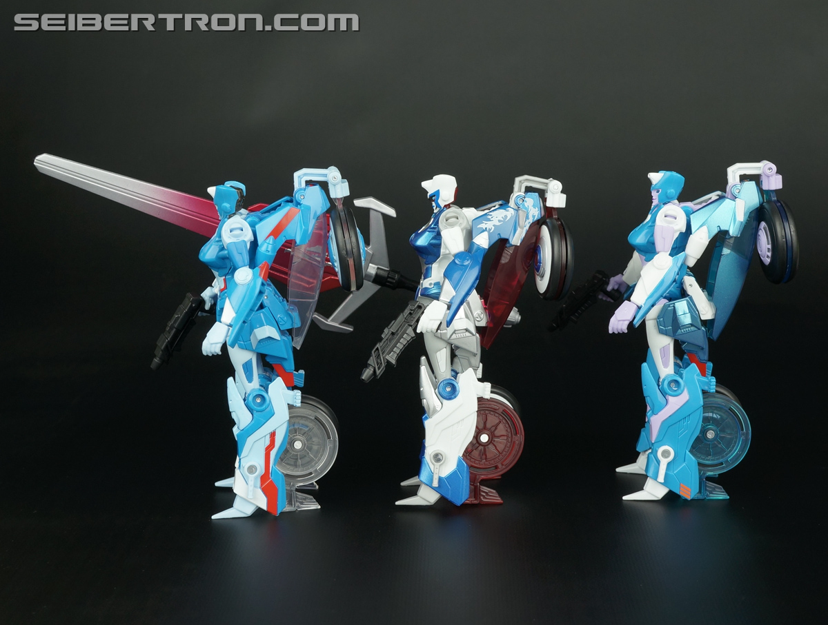 Transformers Comic-Con Exclusives Combiner Hunters Chromia (Image #101 of 120)