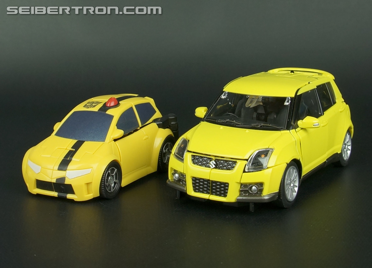 Transformers Alternity Bumblebee (Champion Yellow) (Bumble (Champion Yellow)) (Image #54 of 151)