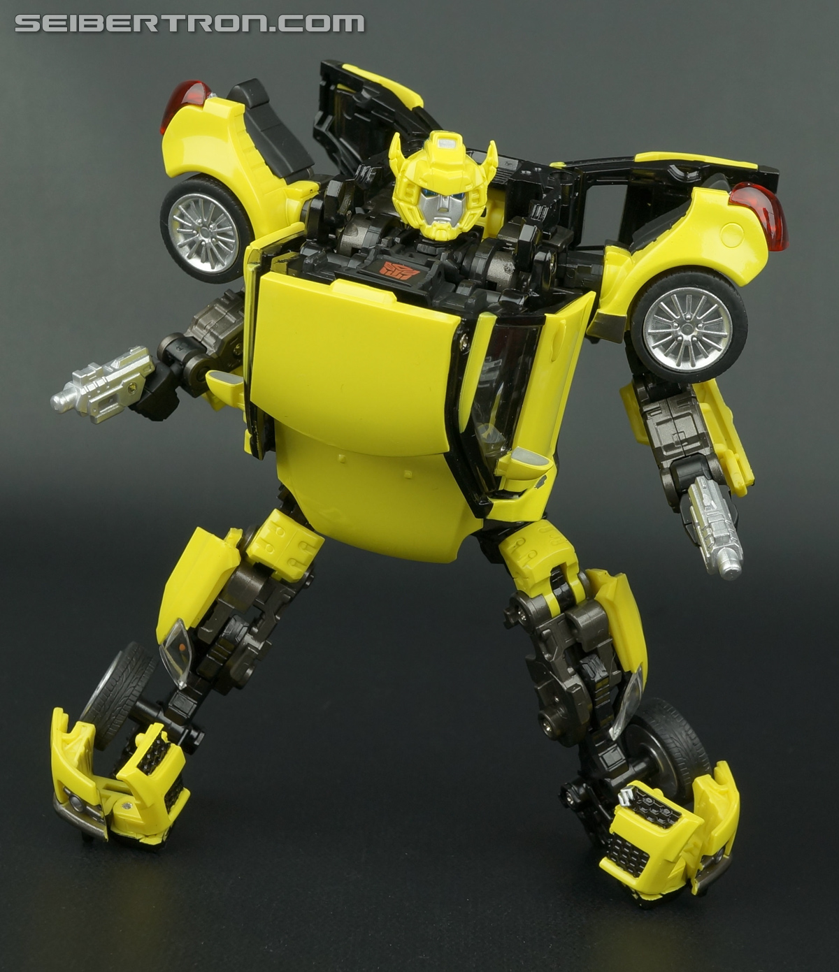 yellow bumblebee transformer car