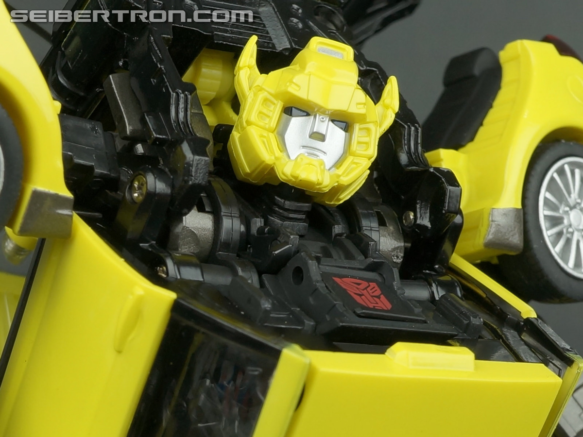 Transformers Alternity Bumblebee (Champion Yellow) (Bumble (Champion Yellow)) (Image #111 of 151)