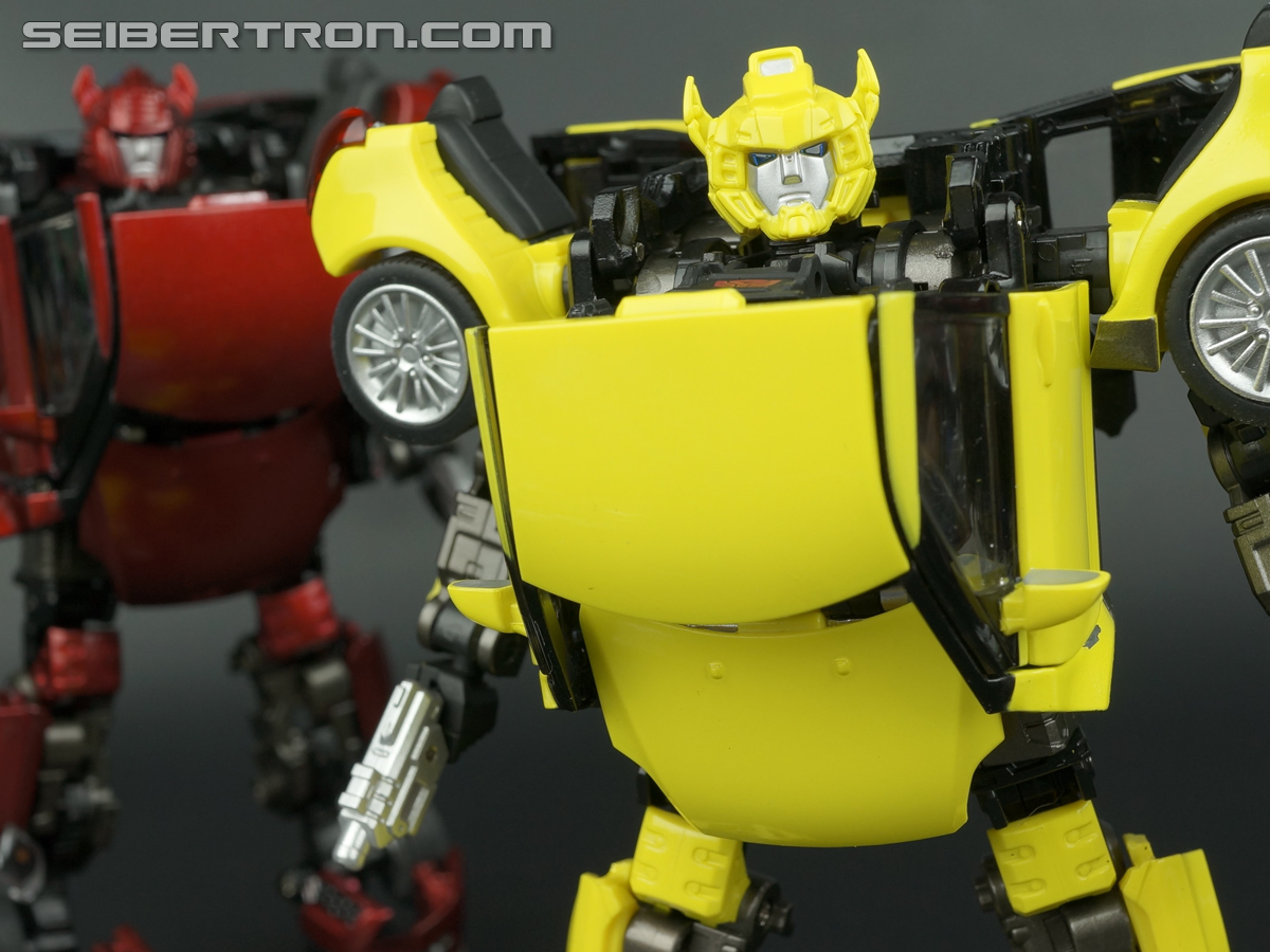 Transformers Alternity Bumblebee (Champion Yellow) (Bumble (Champion Yellow)) (Image #115 of 151)
