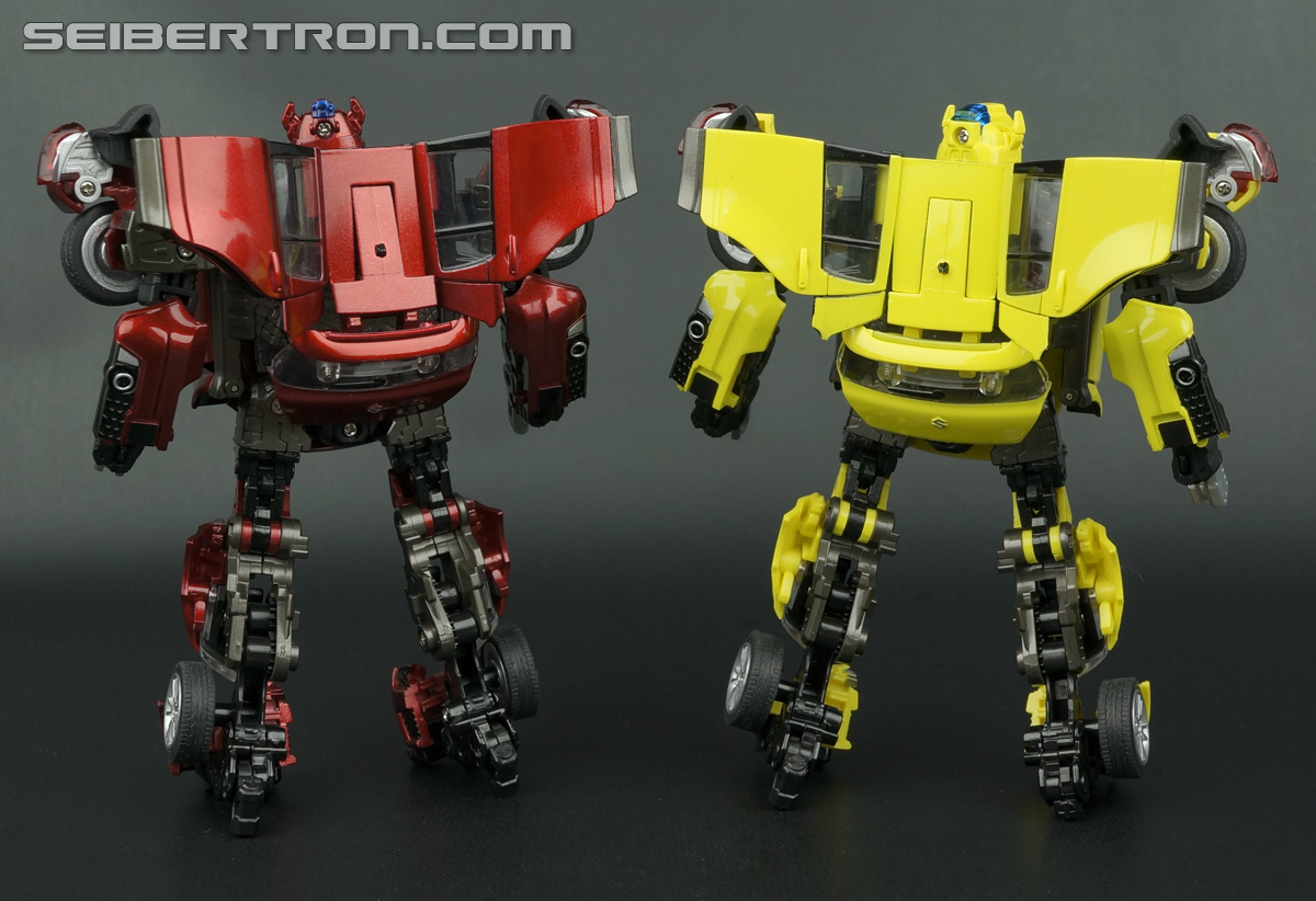 Transformers Alternity Bumblebee (Champion Yellow) (Bumble (Champion Yellow)) (Image #119 of 151)