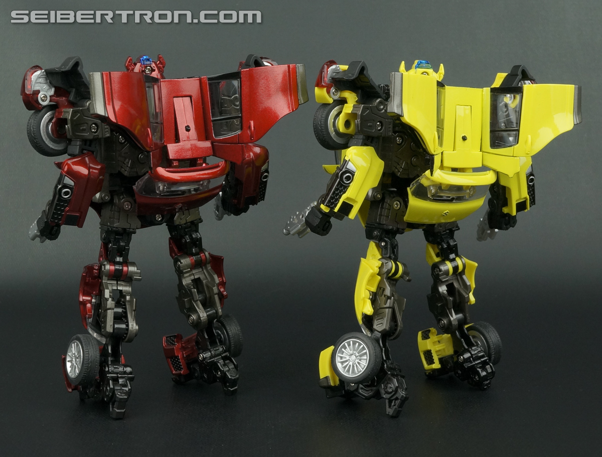 Transformers Alternity Bumblebee (Champion Yellow) (Bumble (Champion Yellow)) (Image #120 of 151)