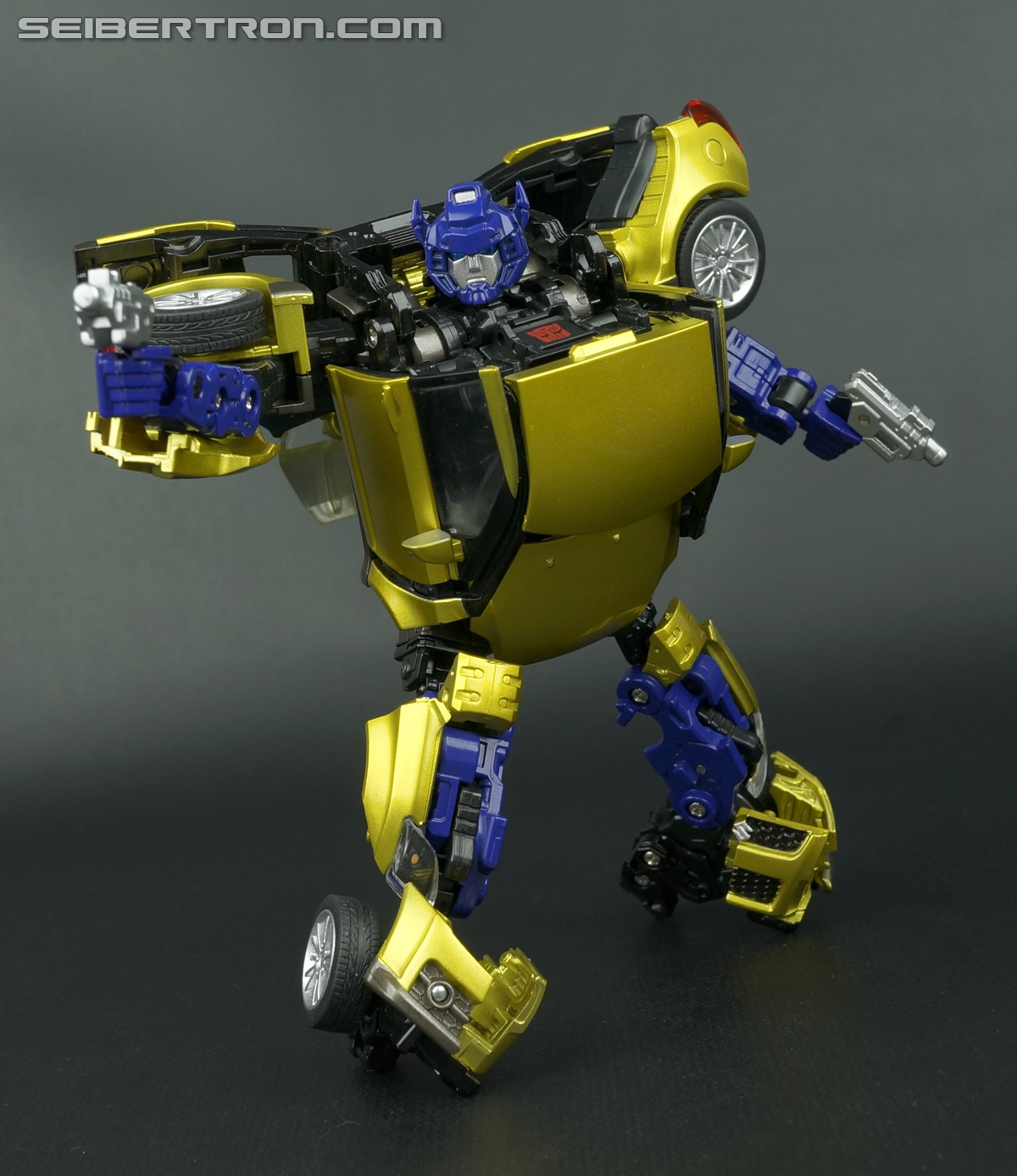 Transformers Alternity Goldbug (Throttle Gold) (Gold Bug (Throttle Gold)) (Image #85 of 126)