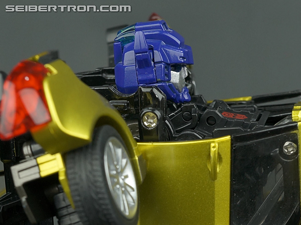 Transformers Alternity Goldbug (Throttle Gold) (Gold Bug (Throttle Gold)) (Image #64 of 126)
