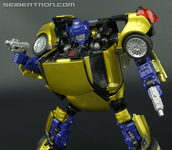 Transformers Alternity Goldbug (Throttle Gold) (Gold Bug (Throttle Gold)) (Image #76 of 126)