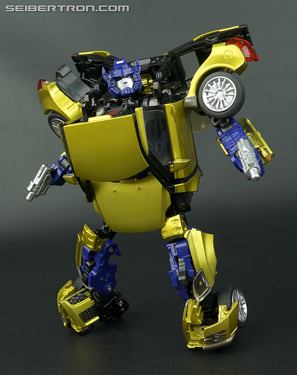 Transformers Alternity Goldbug (Throttle Gold) (Gold Bug (Throttle Gold)) (Image #91 of 126)