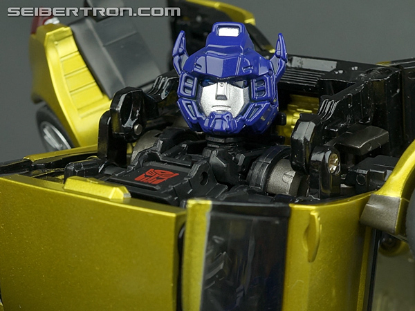 Transformers Alternity Goldbug (Throttle Gold) (Gold Bug (Throttle Gold)) (Image #94 of 126)