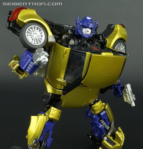 Transformers Alternity Goldbug (Throttle Gold) (Gold Bug (Throttle Gold)) (Image #96 of 126)