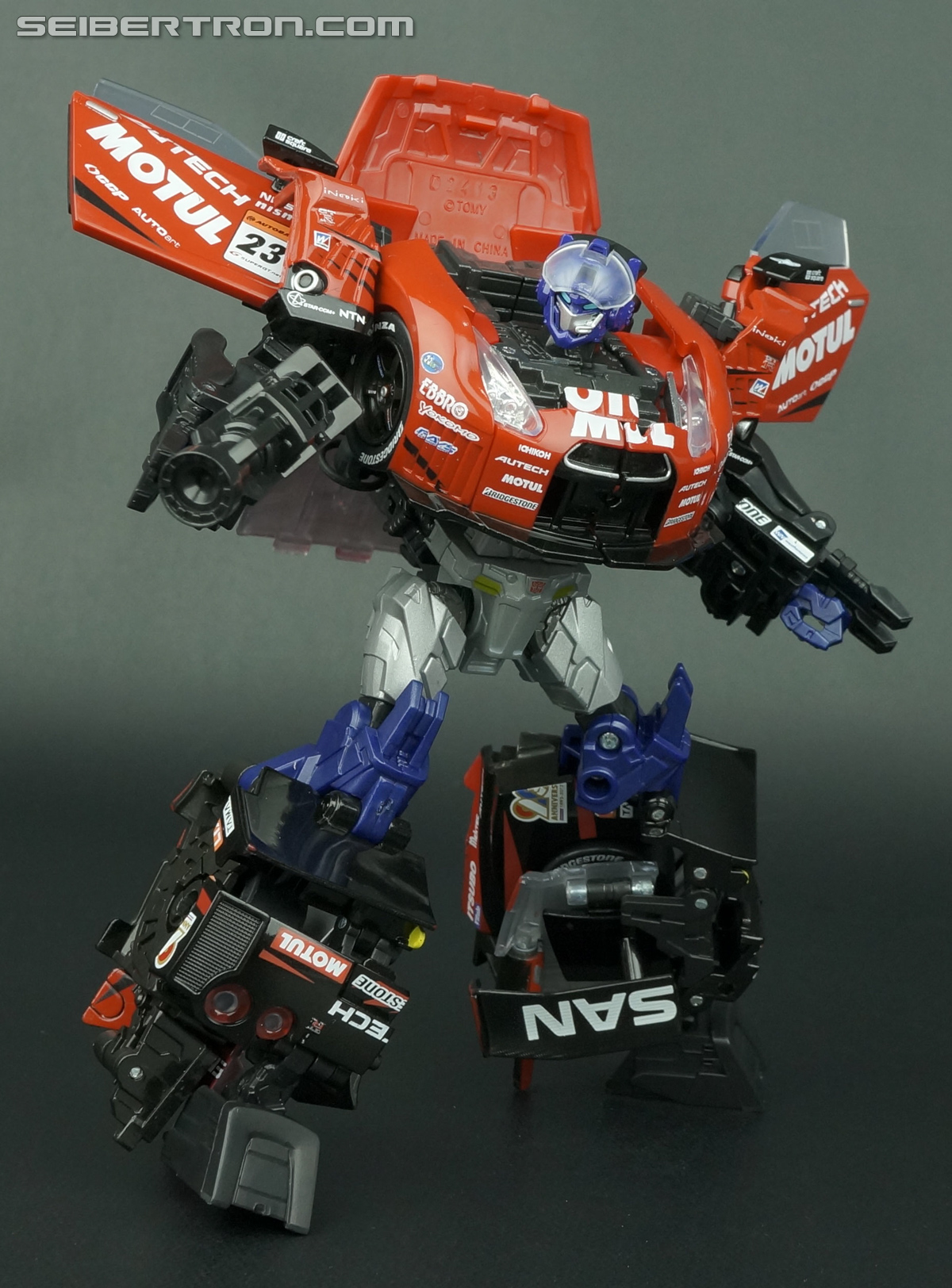 Transformers GT GT-R Prime (GT-R Optimus Prime) (Image #161 of 225)