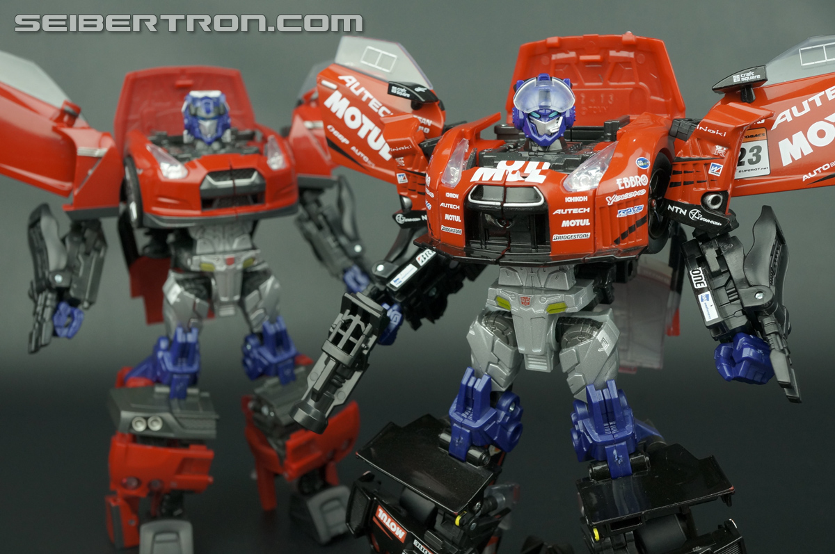 Transformers GT GT-R Prime (GT-R Optimus Prime) (Image #197 of 225)