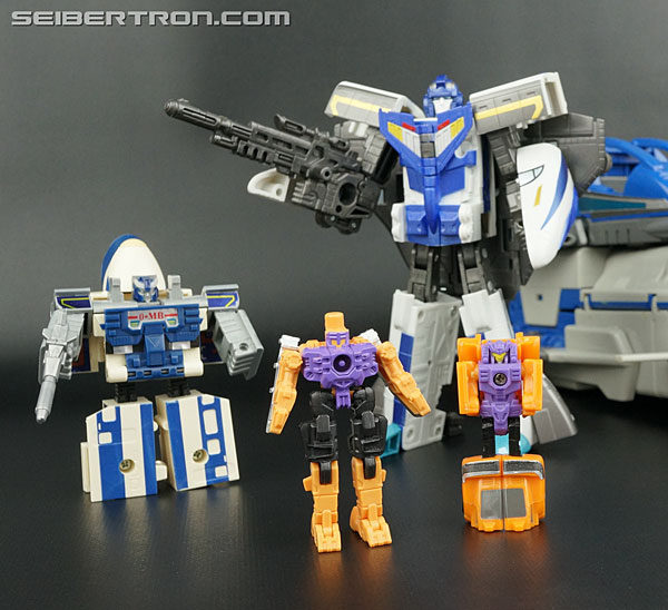 Transformers Generations Exo-Suit Mode Daniel Witwicky Toy Gallery ...