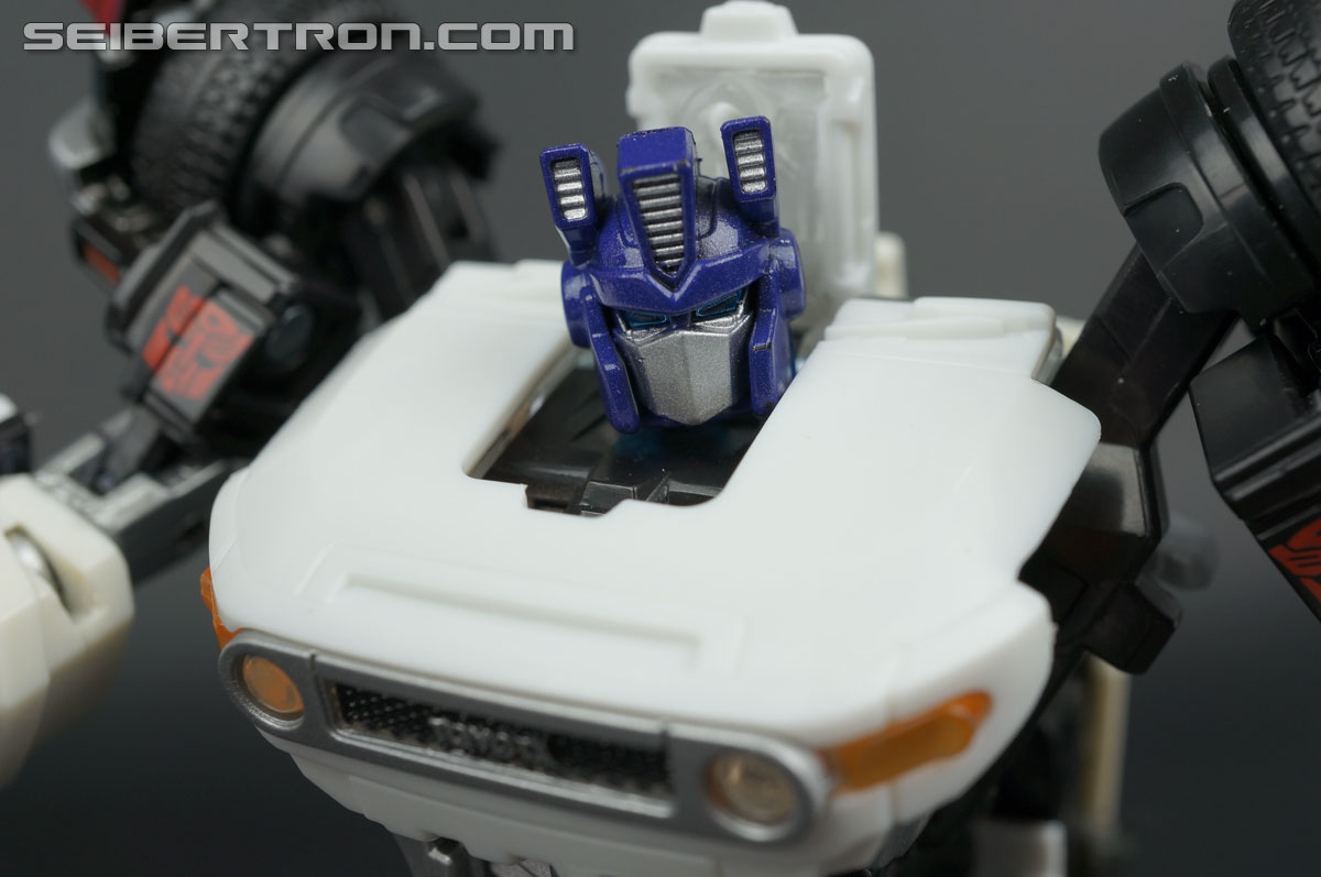 Transformers Toyota FJ Cruiser Optimus Prime (White) (Image #122 of 199)