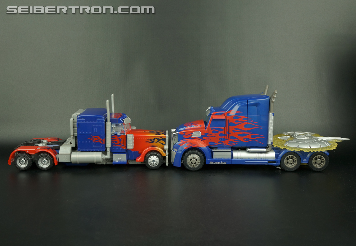Transformers Age of Extinction: Generations First Edition Optimus Prime (Image #78 of 214)