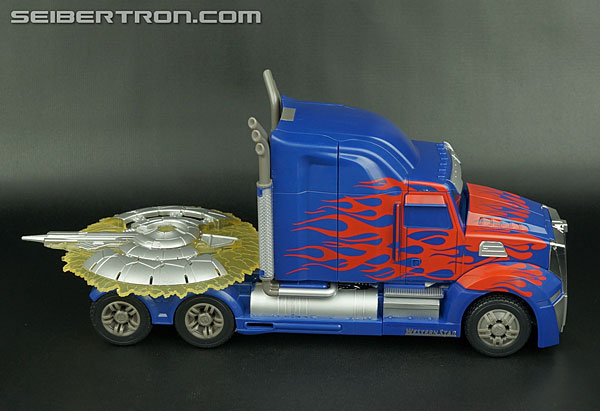 Transformers Age of Extinction: Generations First Edition Optimus Prime (Image #48 of 214)