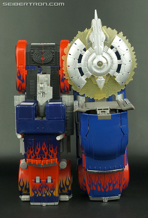 Transformers Age of Extinction: Generations First Edition Optimus Prime (Image #75 of 214)