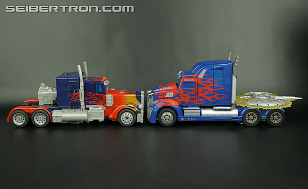 Transformers Age of Extinction: Generations First Edition Optimus Prime (Image #77 of 214)