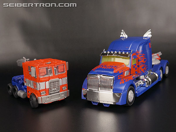 Transformers Age of Extinction: Generations Optimus Prime (Image #57 of 180)