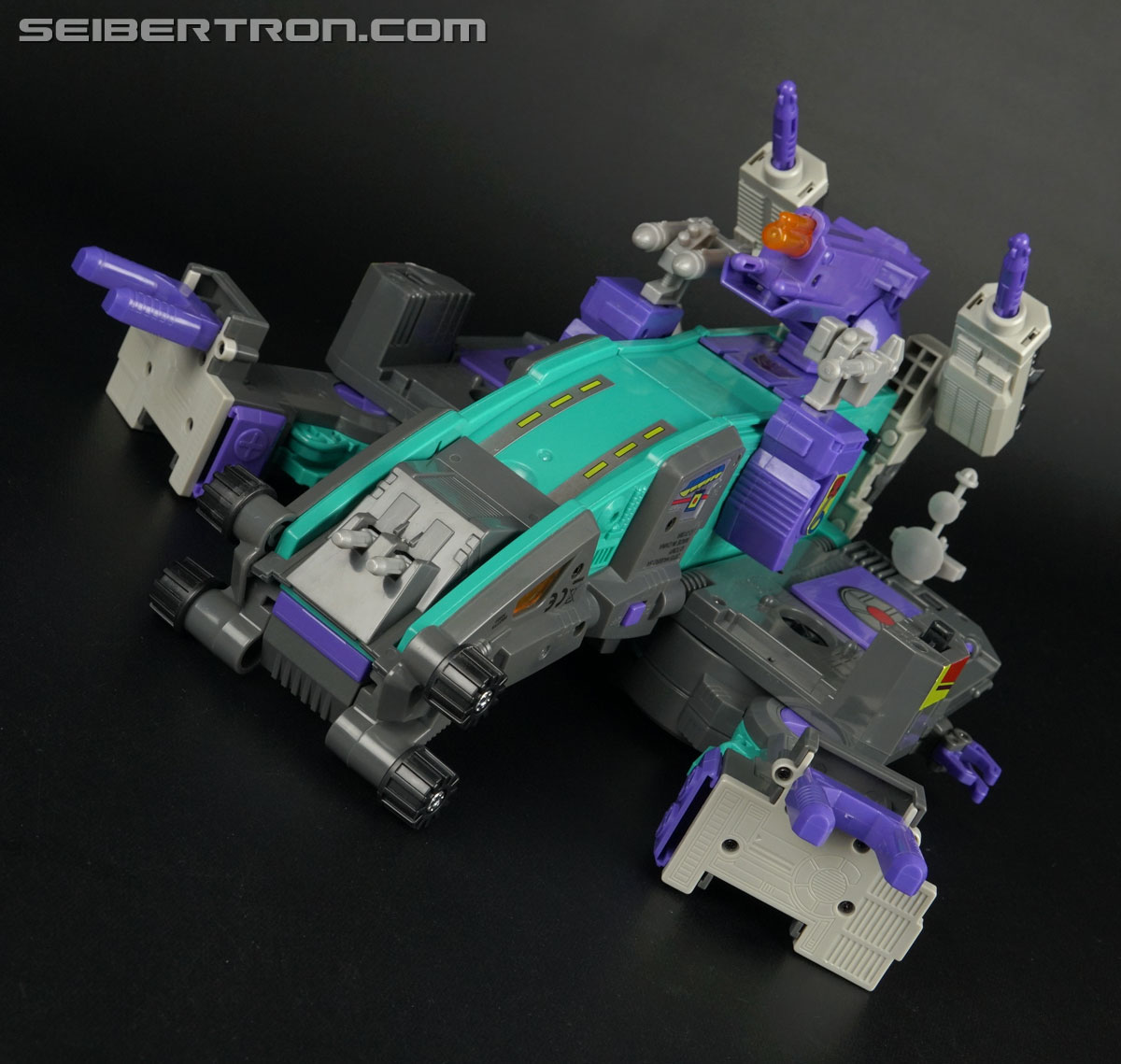 Transformers Platinum Edition Trypticon (Reissue) Toy Gallery (Image ...