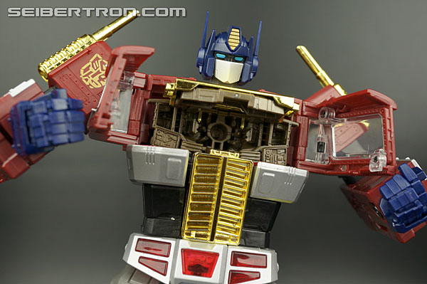 Transformers Platinum Edition Year of the Horse Optimus Prime (Image #189 of 231)