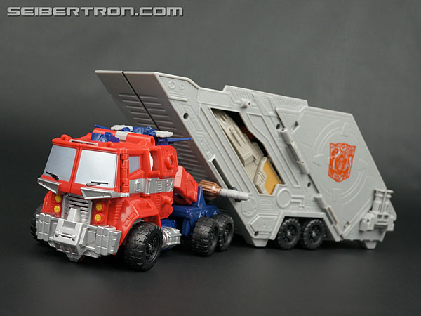 Transformers Platinum Edition Year of the Snake Optimus Prime (Image #37 of 285)