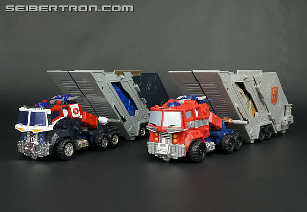 Transformers Platinum Edition Year of the Snake Optimus Prime (Image #46 of 285)