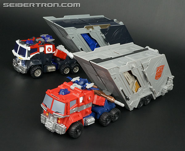 Transformers Platinum Edition Year of the Snake Optimus Prime (Image #47 of 285)