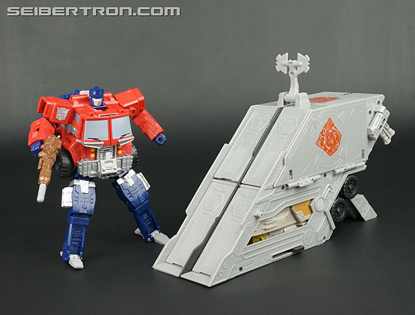 Transformers Platinum Edition Year of the Snake Optimus Prime (Image #100 of 285)